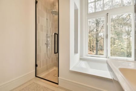 Framed Glass Shower Doors Chattanooga, Tennessee